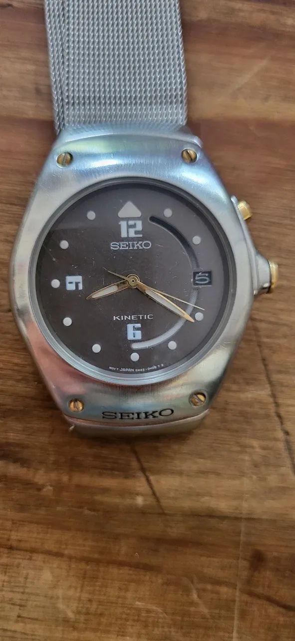 Relógio Seiko kinetik 