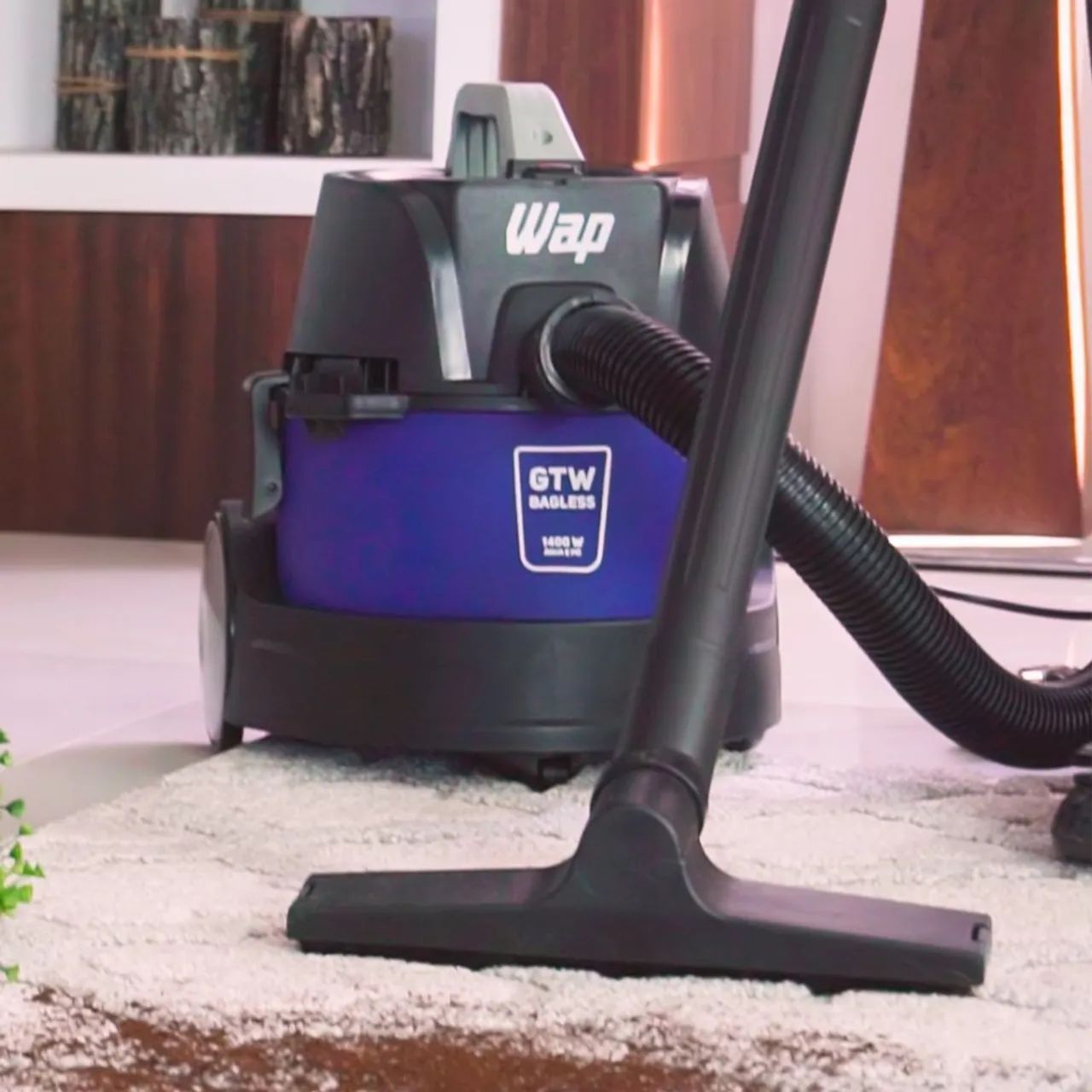 ASPIRADOR DE PÓ E ÁGUA WAP BAGLESS 1400W - Foto 4