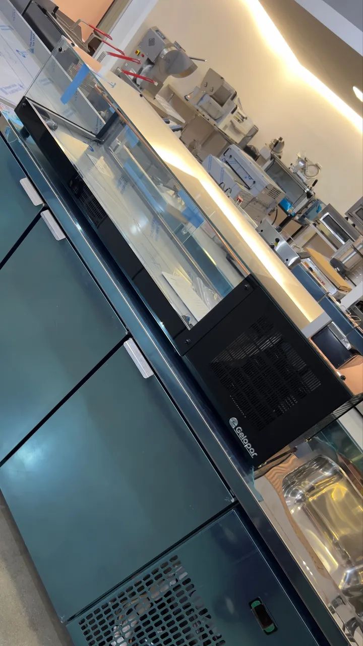 Vitrine refrigerada 1.50m para sushi - pronta entrega 