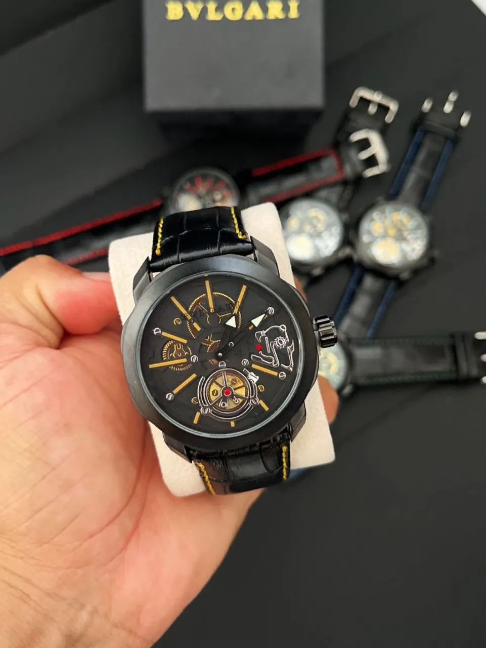 Relógio Bvlgari Skeleton, várias cores disponíveis 