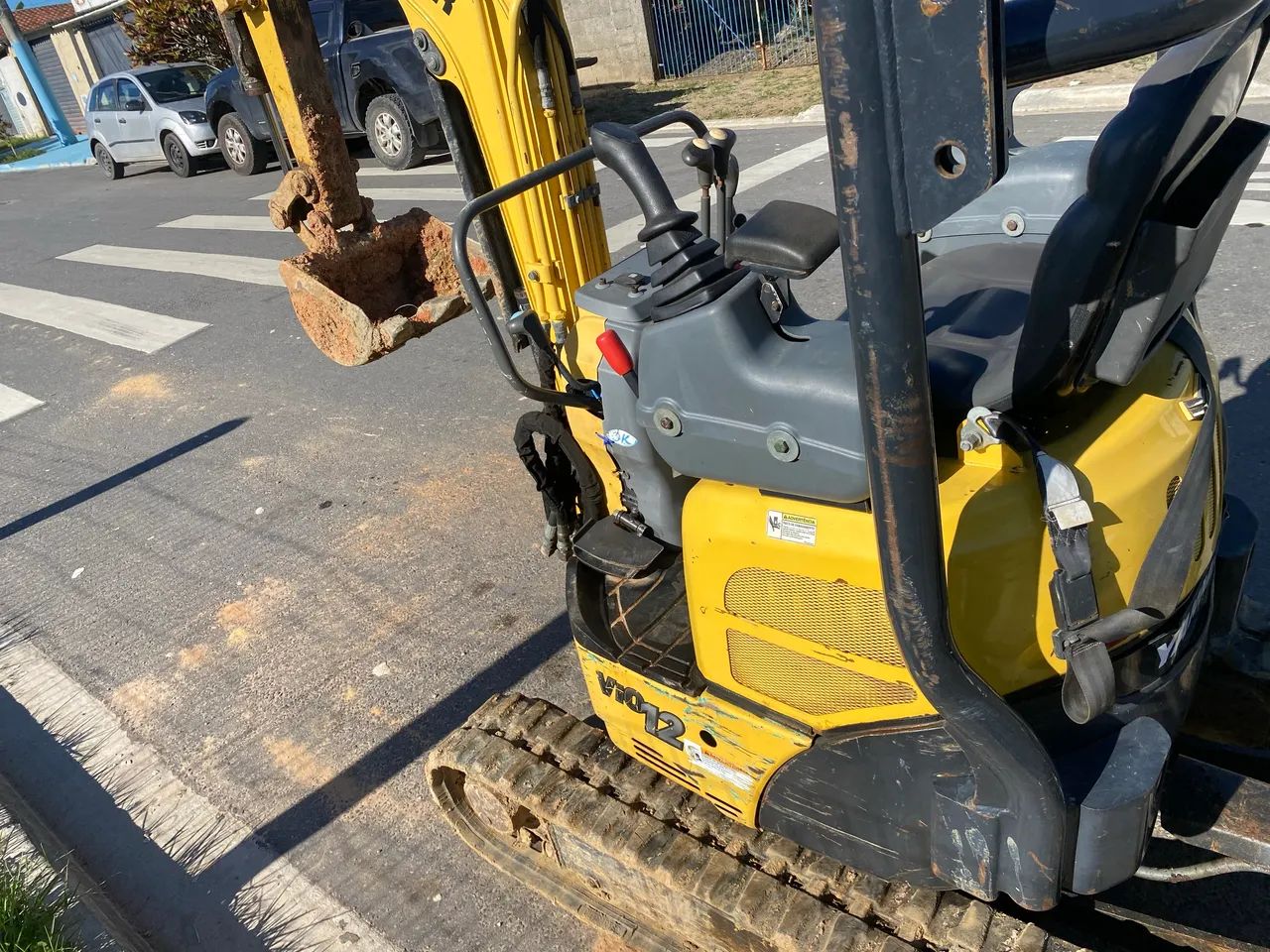 Mini escavadeira vendo ou troco  - Foto 4