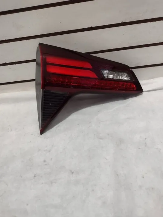 Lanterna Tampa Traseira Esquerda Hrv 19/22 C/led Orig. P776