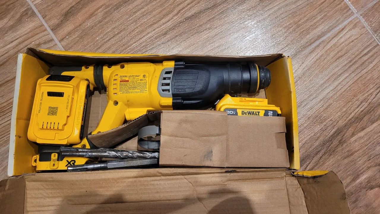 Martelete Perfurador E Rompedor Dewalt Modelo Dch263b 20v - Foto 3