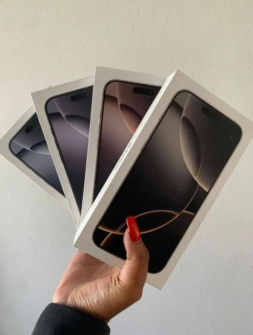 iPhone 16 Pro Max 256GB (TitanioDeserto)