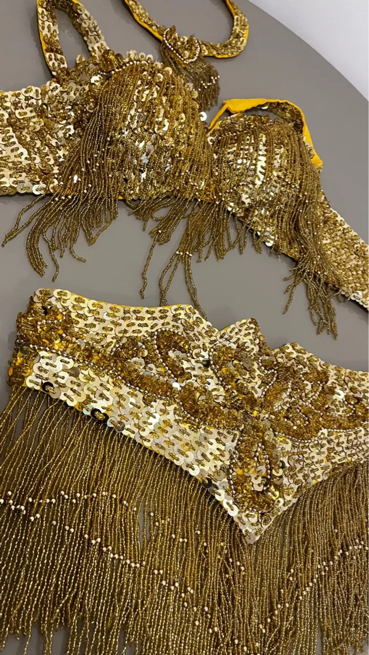 Roupa de Dança do Ventre Dourado Importado Espanha
