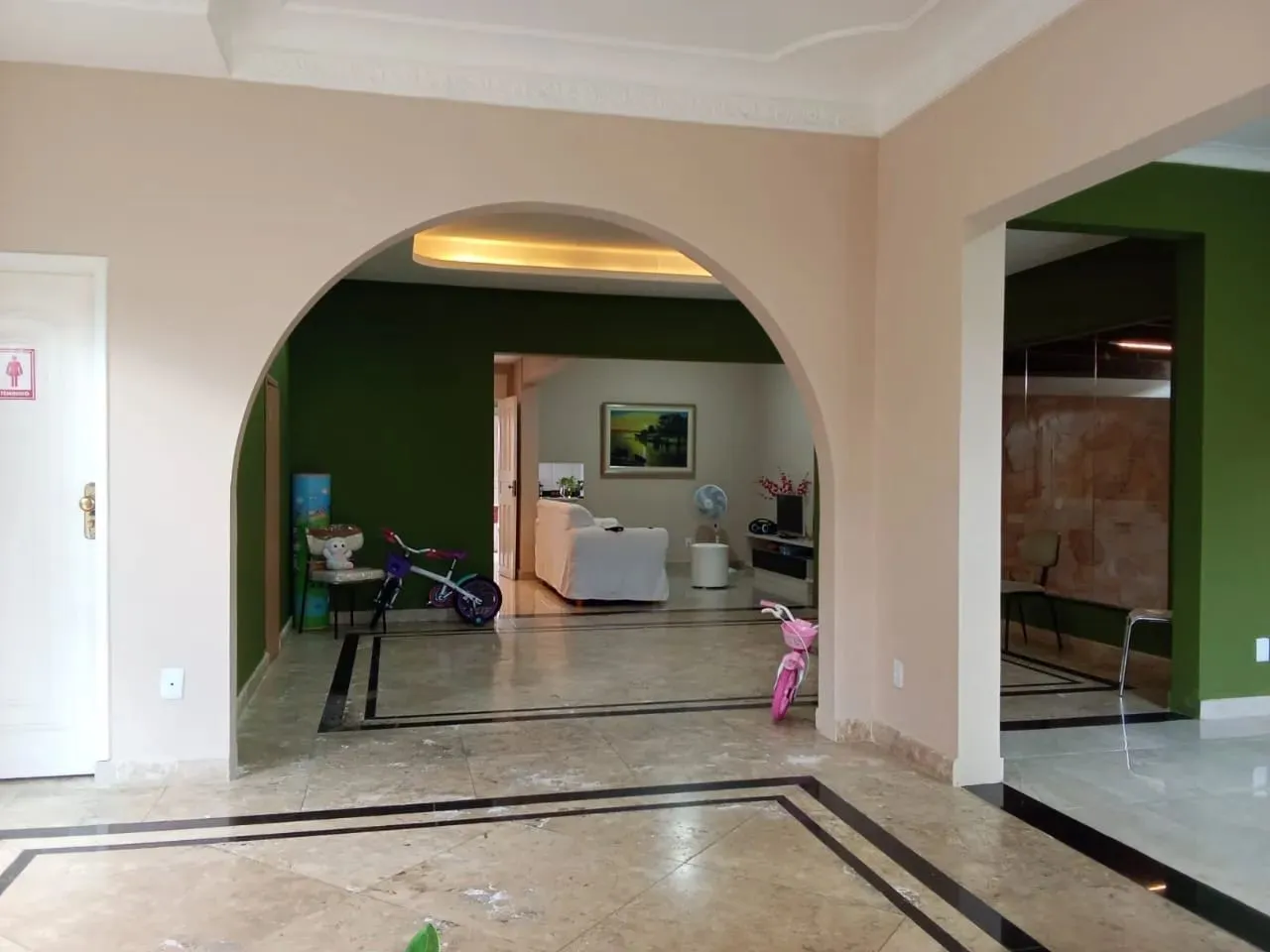 Imóvel para aluguel com 360 metros quadrados com 1 quarto em Cidade Velha - Belém - PA