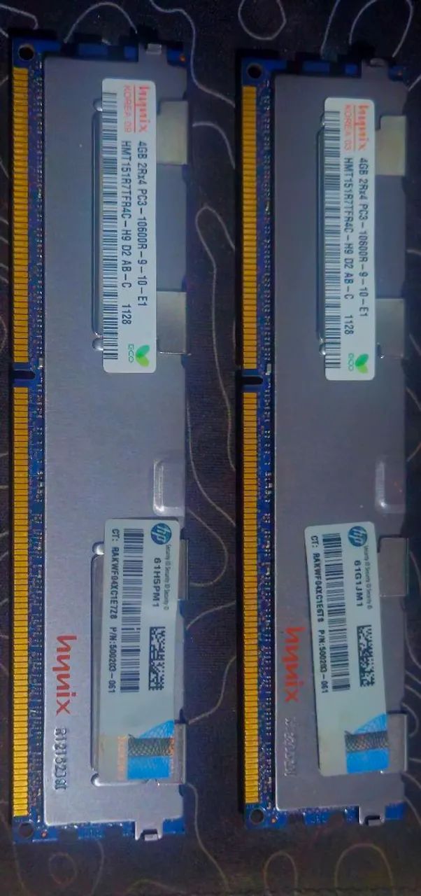 2 Hynix Memories 4GB DDR3 ECC Registered 1333MHz (PC3-10600R)64317908385411120