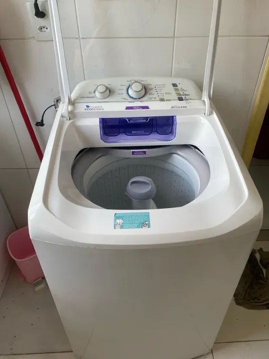 Máquina de Lavar Roupa Electrolux 10,5kg Turbo Economia - Foto 2