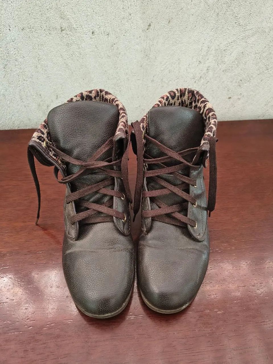 Bota Marrom Cano Baixo Tamanho 39