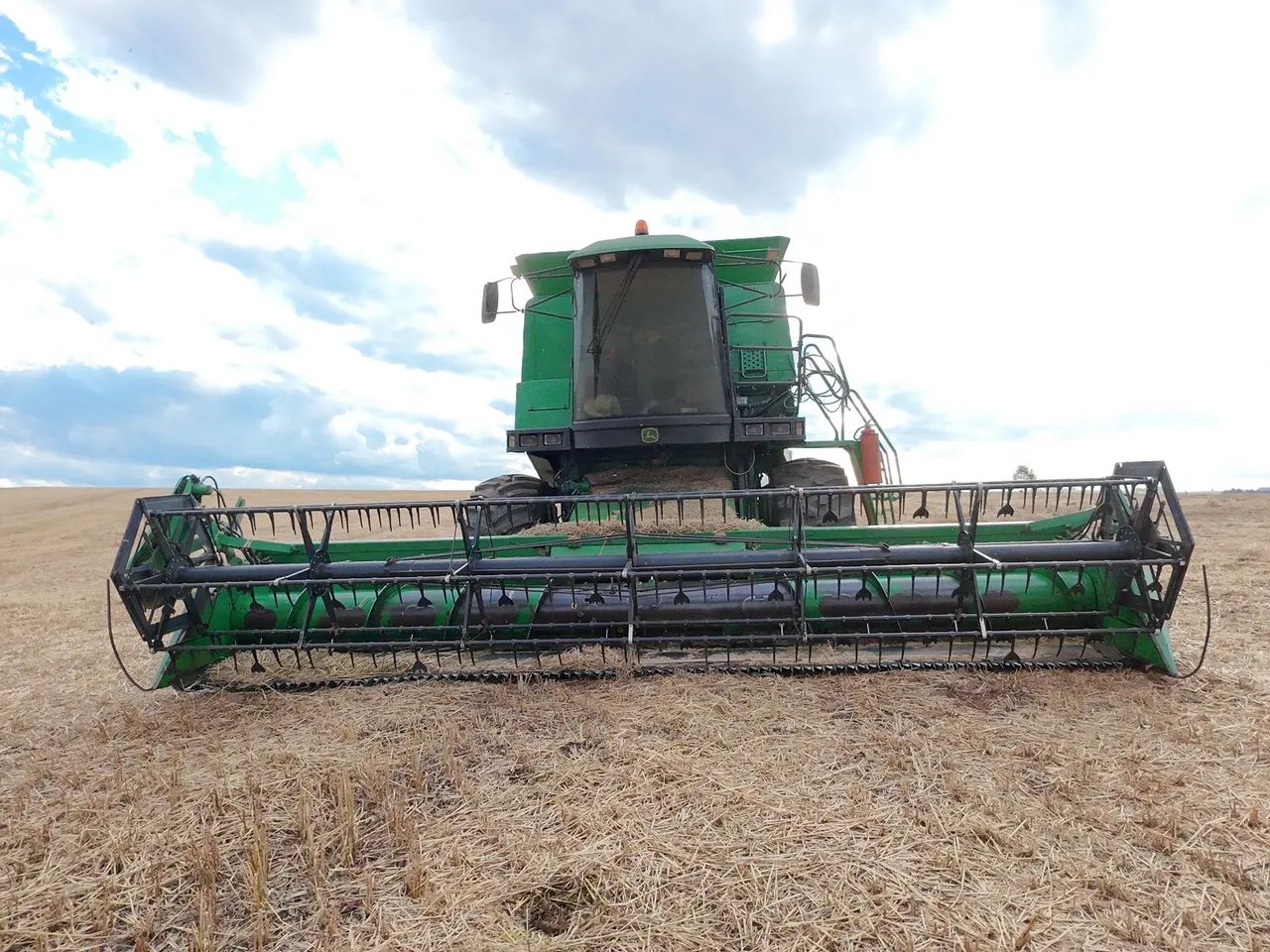 Colhedeira John Deere 1550