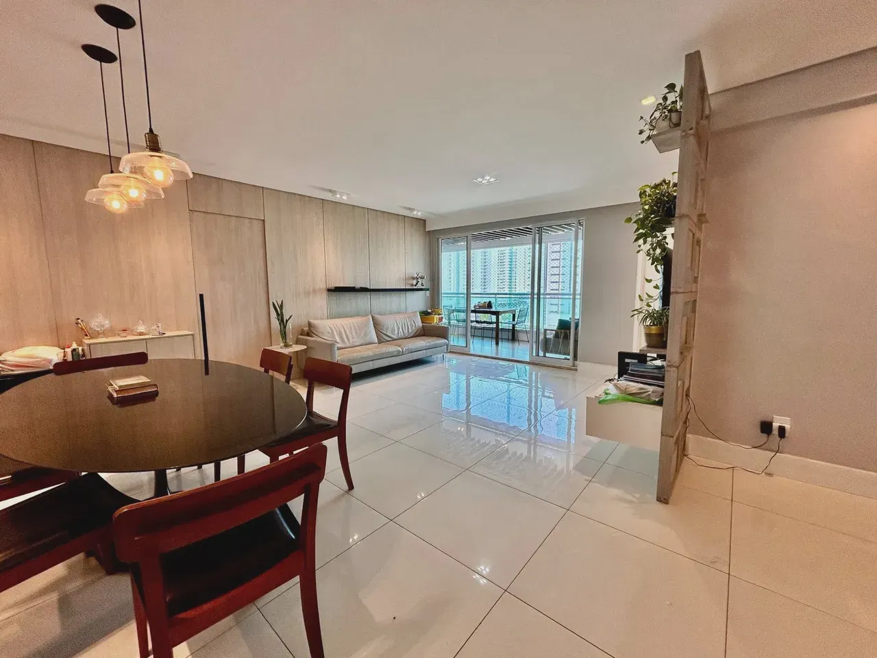 Apartamento na Península | com 4 suites | super ventilado