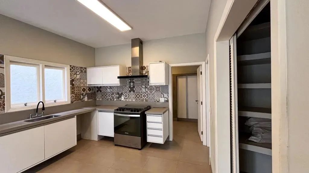 Casa à venda e para alugar em Santana de Parnaíba, Alphaville, com 4 quartos, com 500 m² - Foto 13