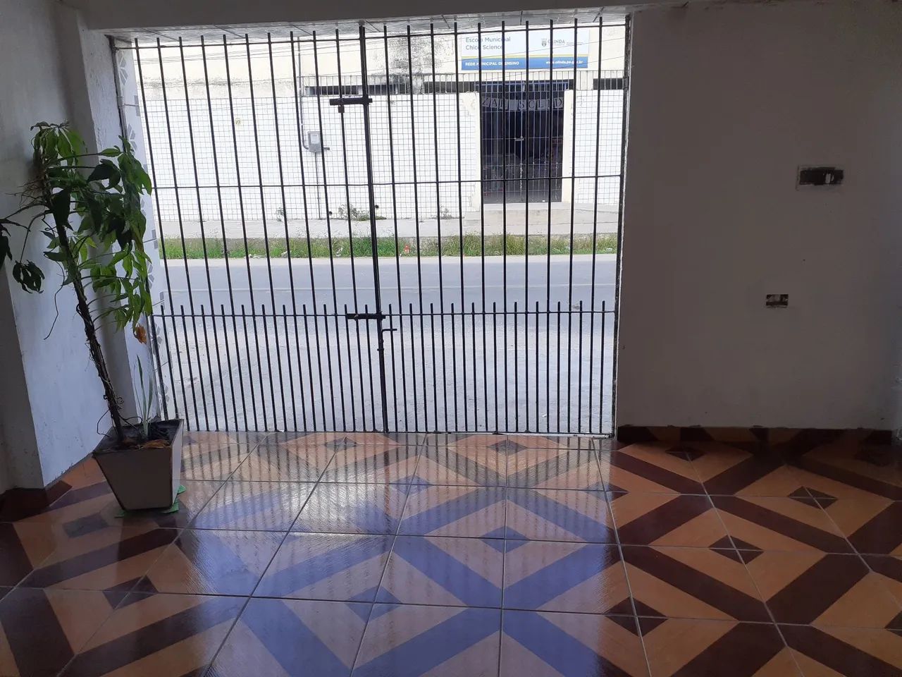 Casa com primeiro anda e com terreno. mas com casinhas mais quintal. - Foto 3