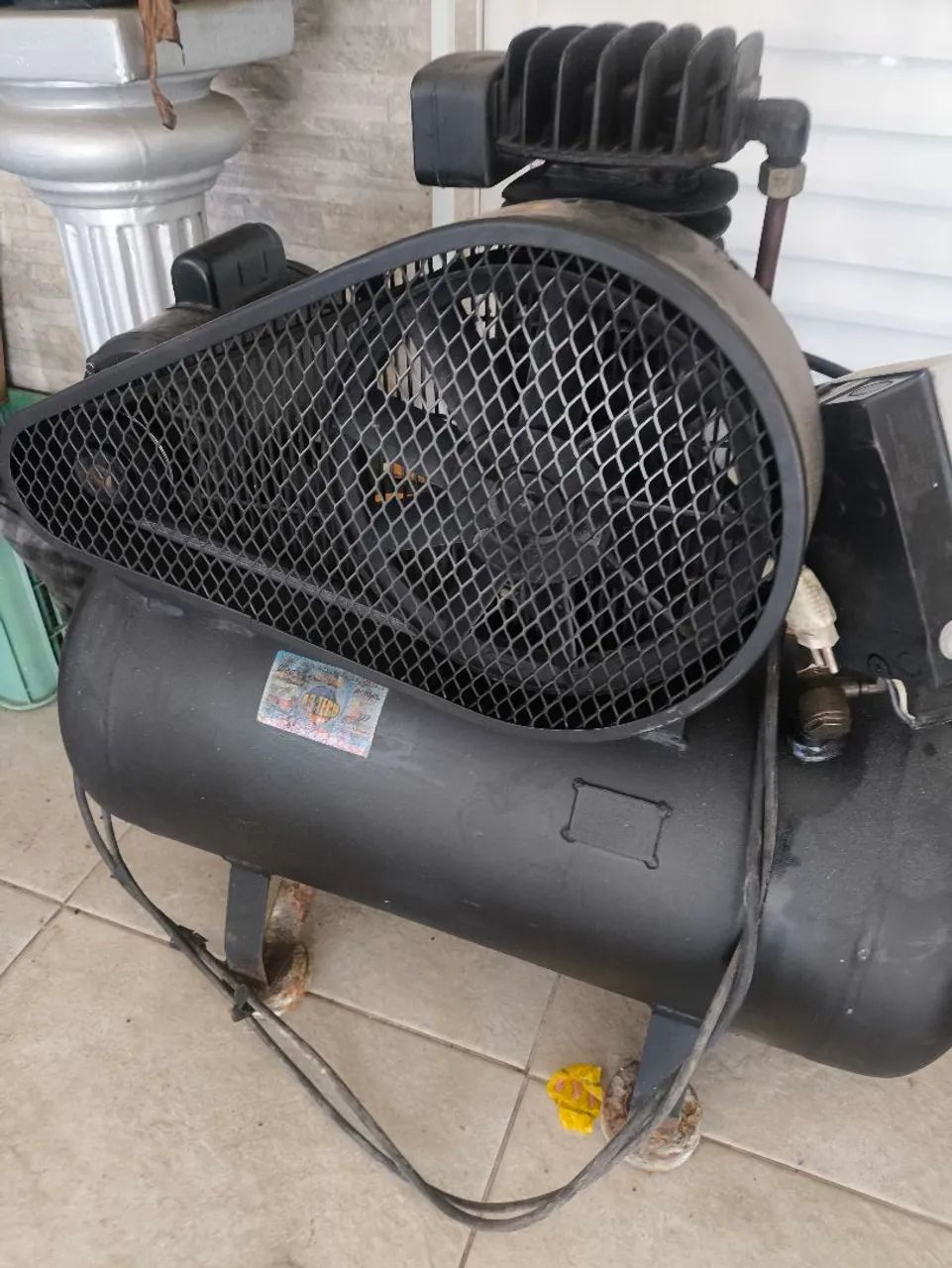 Compressor 75 l chaperini 10 pés 1.500,00 - Foto 3