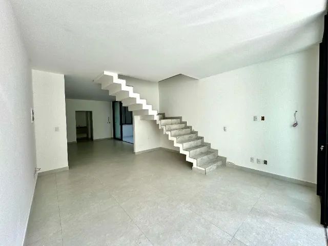 Casa Duplex 03 quartos com suíte e excelente localização no bairro Castelo Branco - Foto 4
