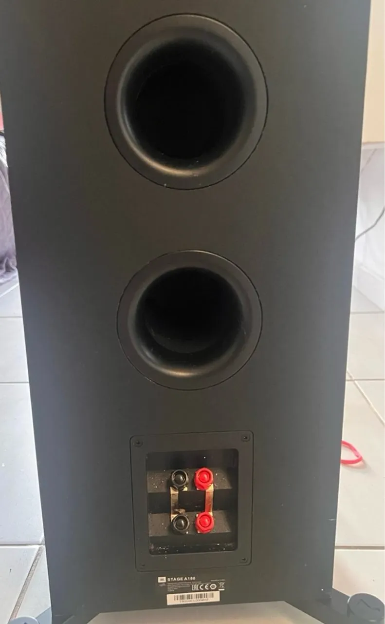 Caixa de Som JBL Stage A180, apenas saída e somente 1unidade