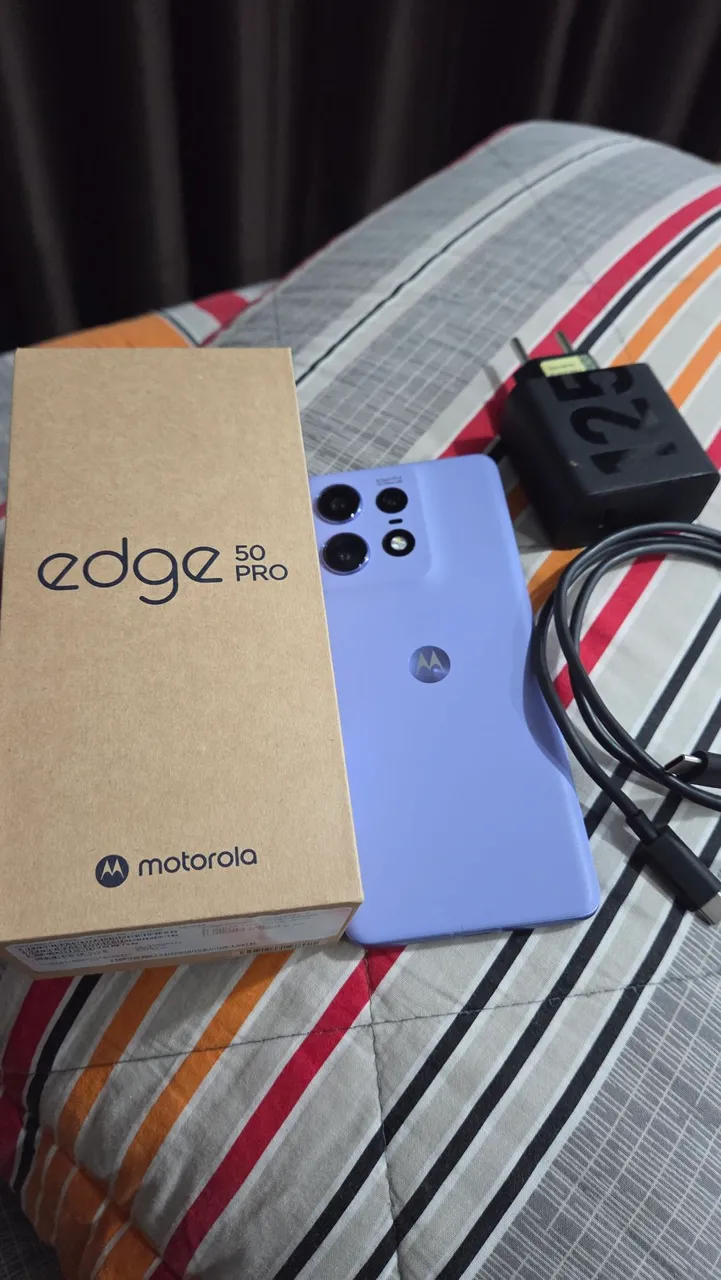 Celular Motorola Edge 50 Pro 5G