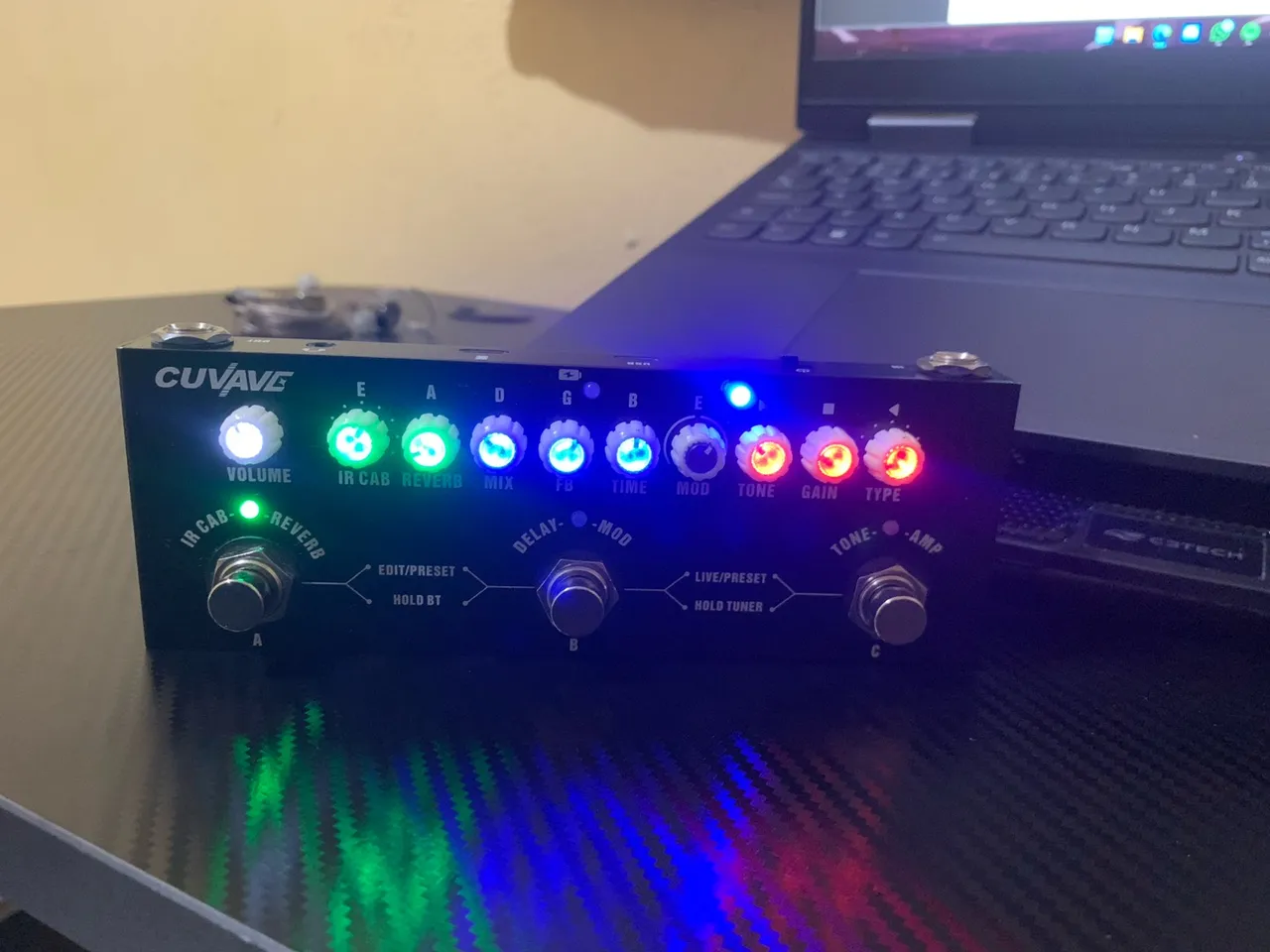 Pedal de Efeitos CUVAVE