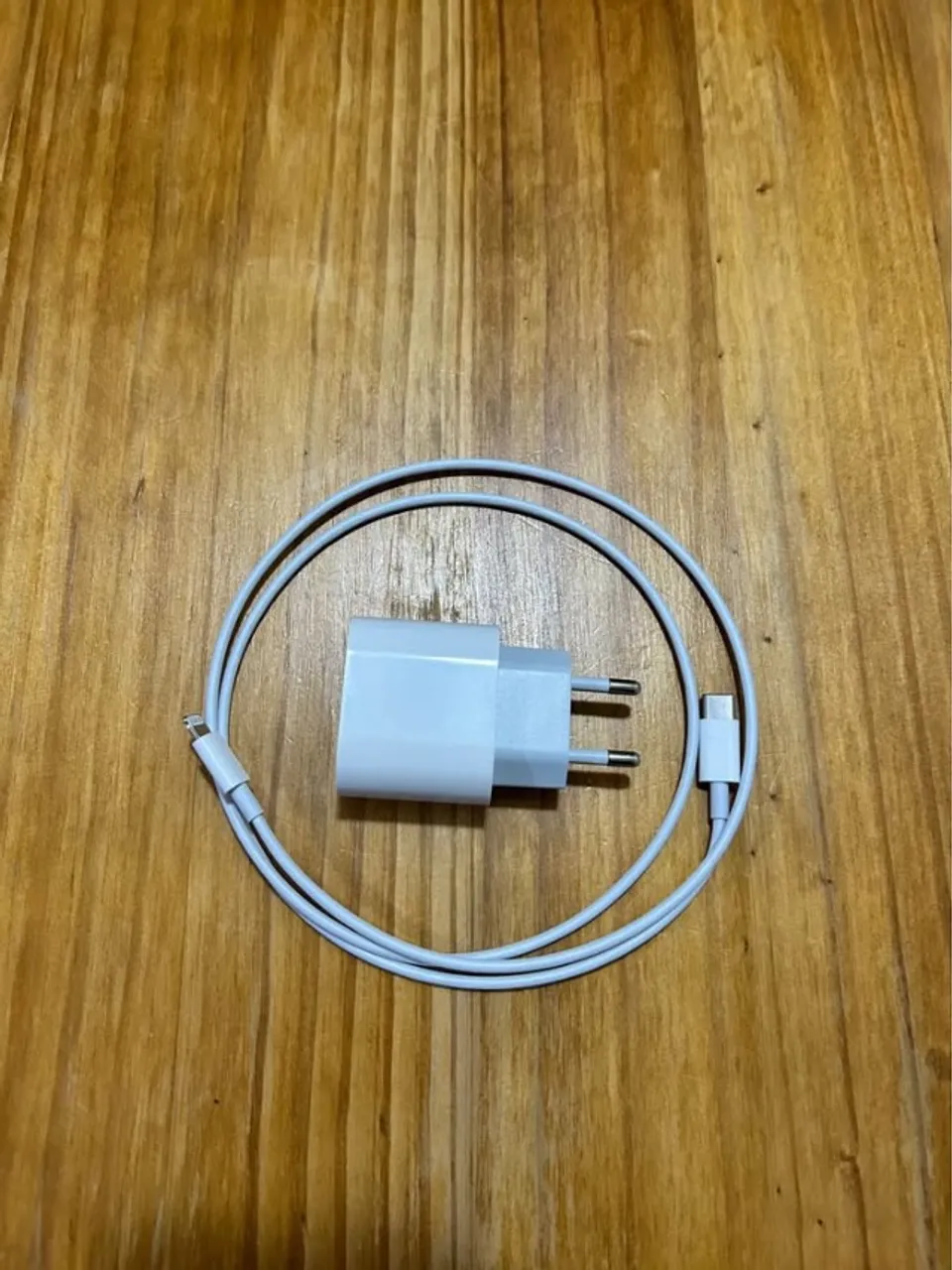 Carregador e Cabo Lightning para iPhone