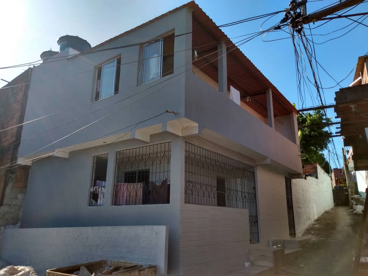 Casas para alugar no conjunto Pirajá, com e sem garagem.