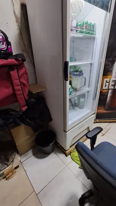 Freezer Expositor de Bebidas 403 Litros Metalfrio Semi-Novo - Foto 3