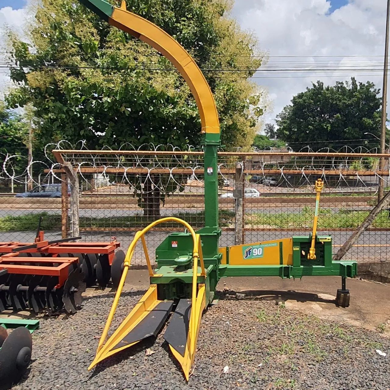 Ensiladeira picador de Forragem JF 90 - Usado