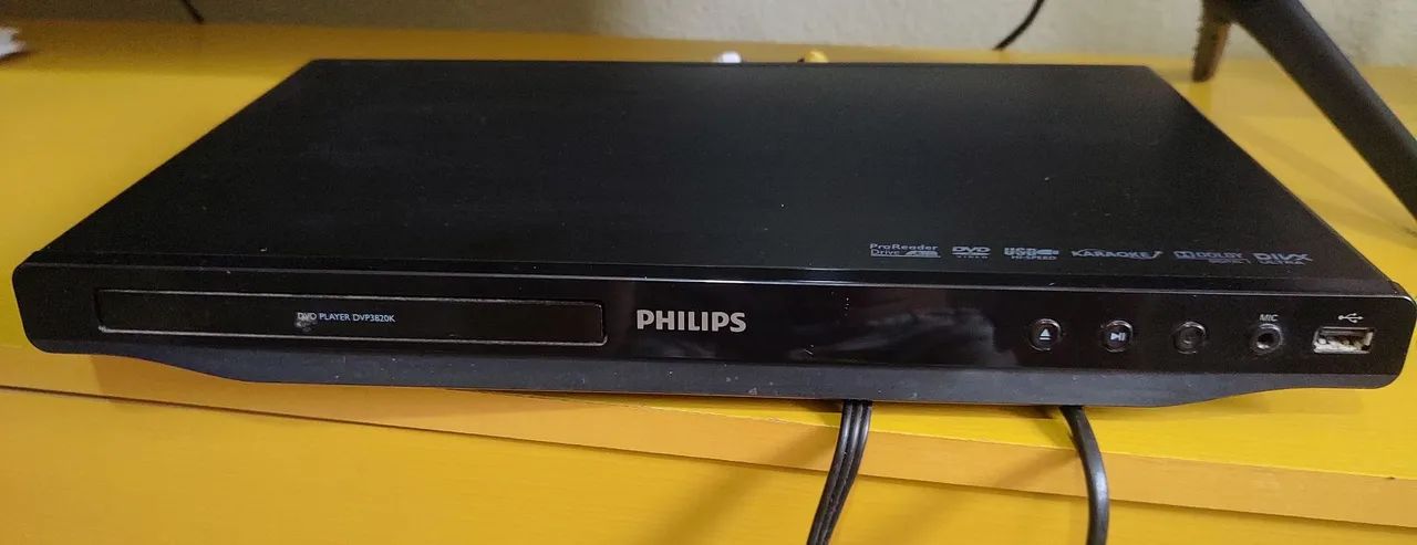 DVD e karaokê Philips com entrada USB 