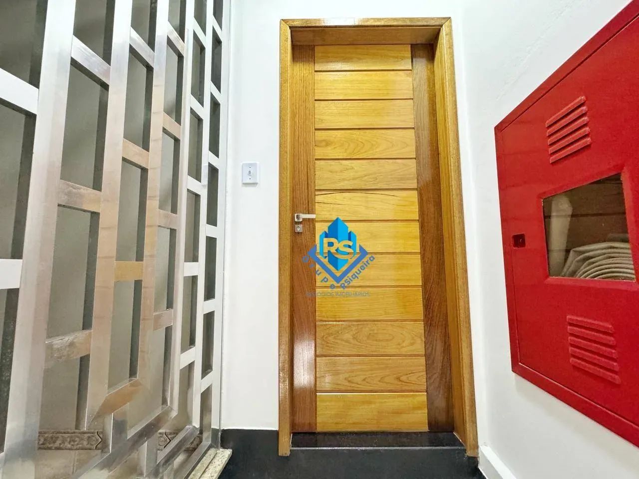 Prédio Coml. Av. Sen. Vergueiro -Rudge Ramos S.B.Campo/SP