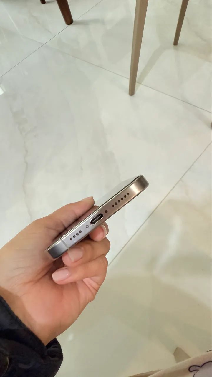 iPhone 16 pro max  - Foto 4