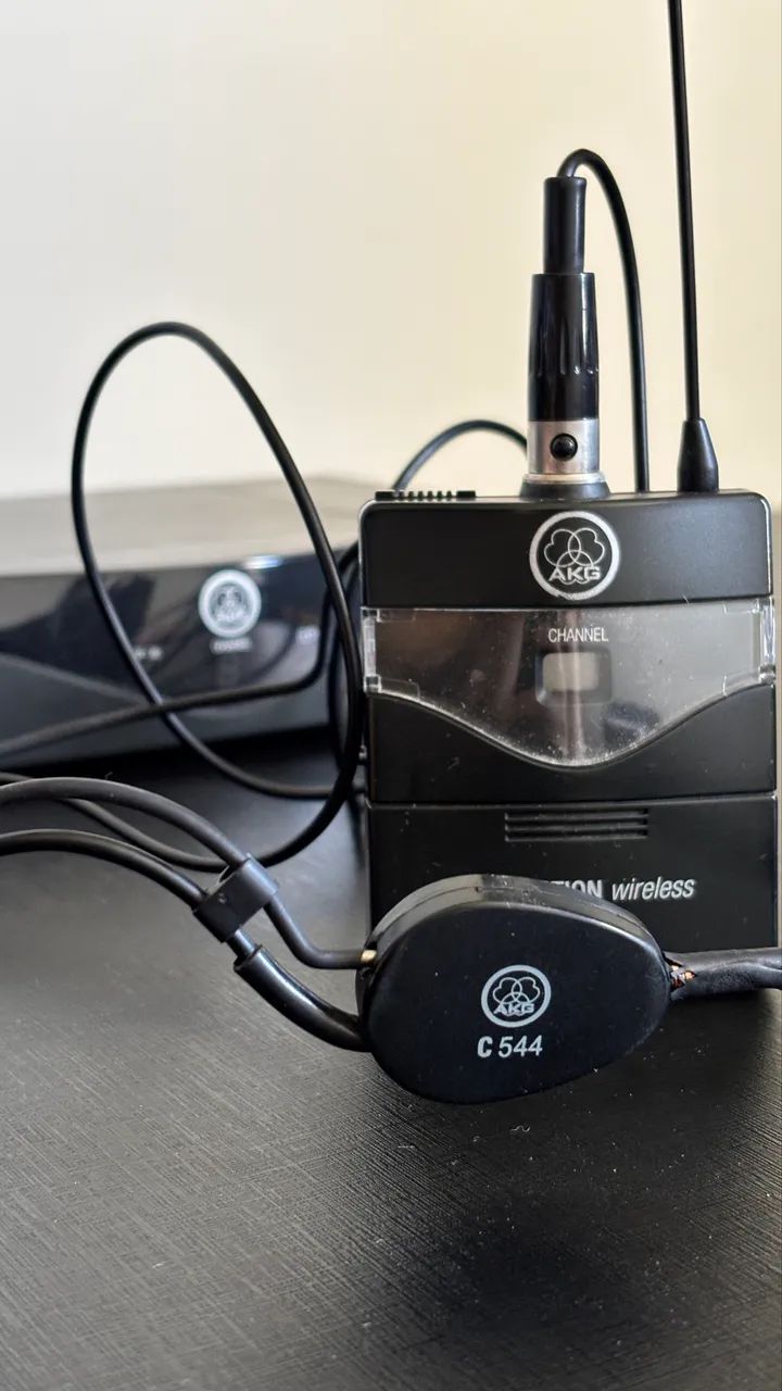 AKG WMS 45 Sport Set Microfone Sem Fio Headset - Foto 2