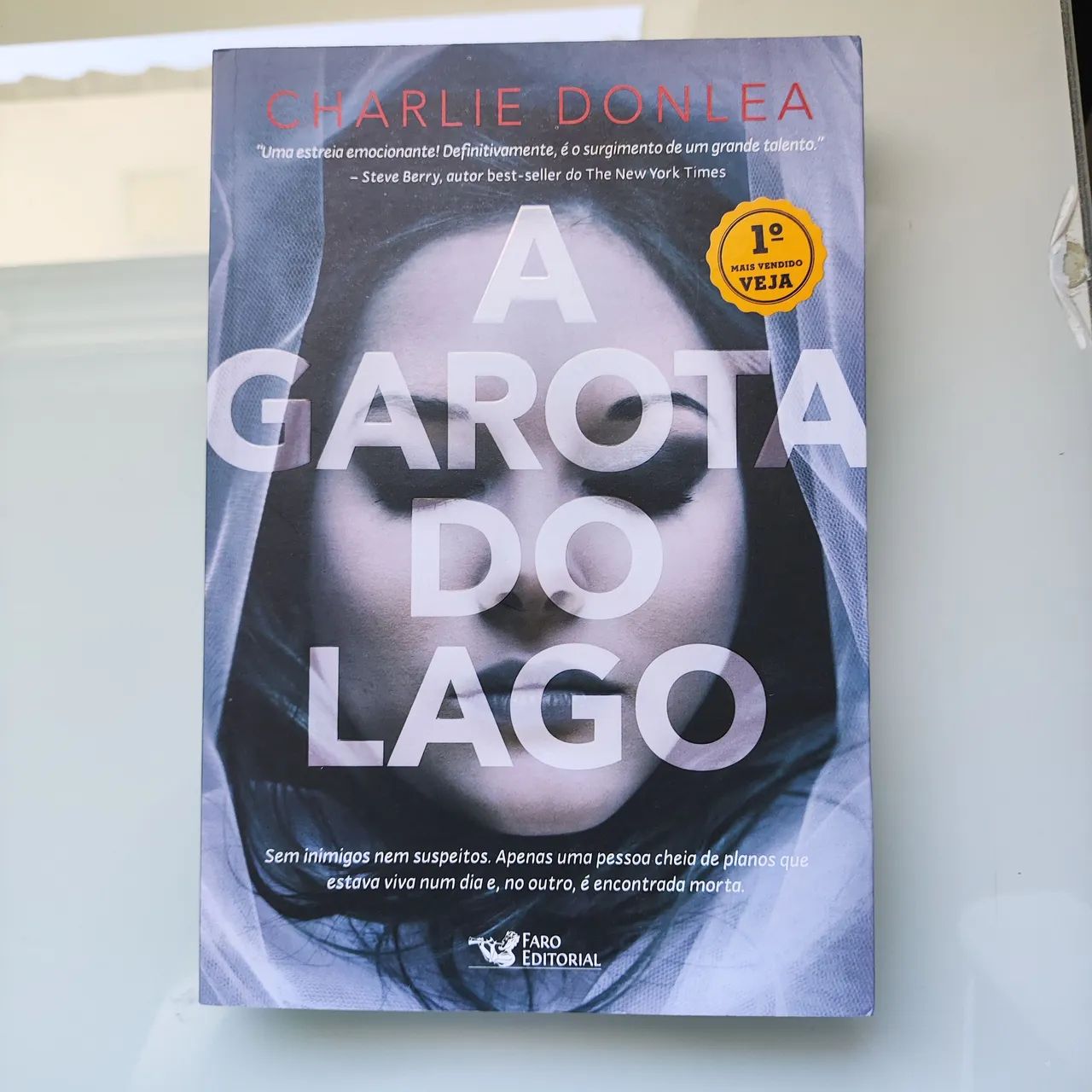 A Garota do Lago 