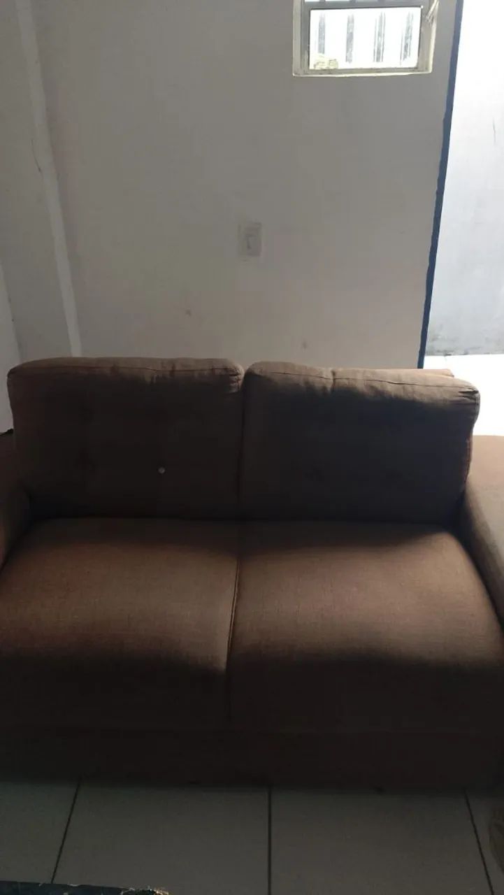 2 sofás - 1 grande e 1 médio  - Foto 4