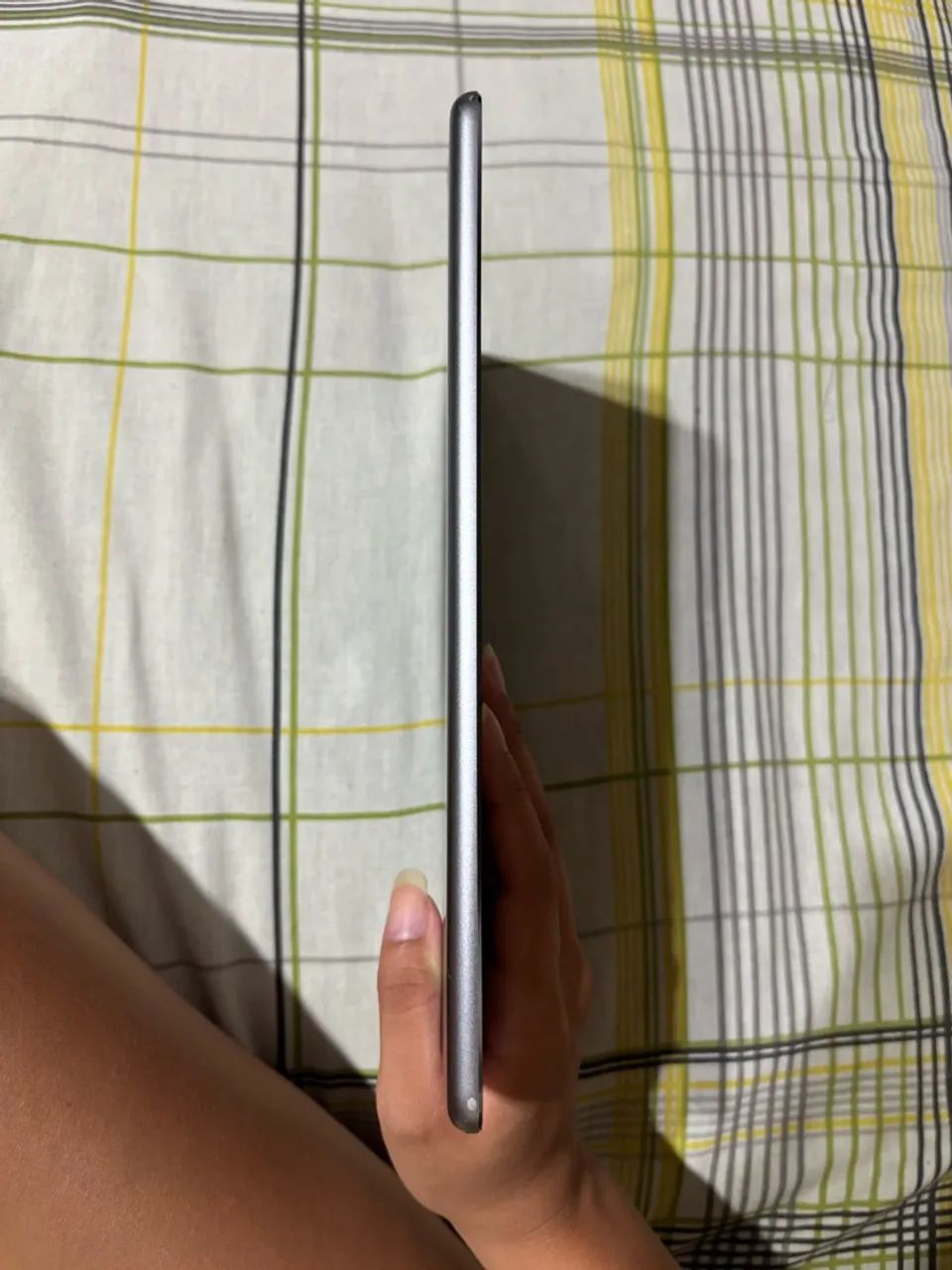 iPad Air (tela trincada) funcionando perfeitamente. Aceitos propostas! - Foto 3