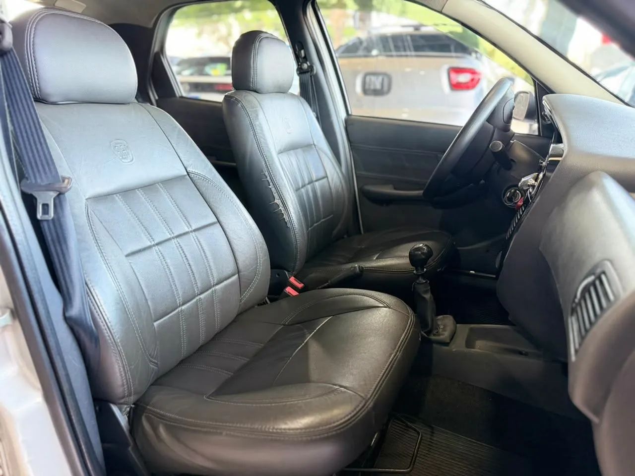 Fiat Palio 1.0 ECONOMY Fire Flex 8V 2p, foto 12 de 19