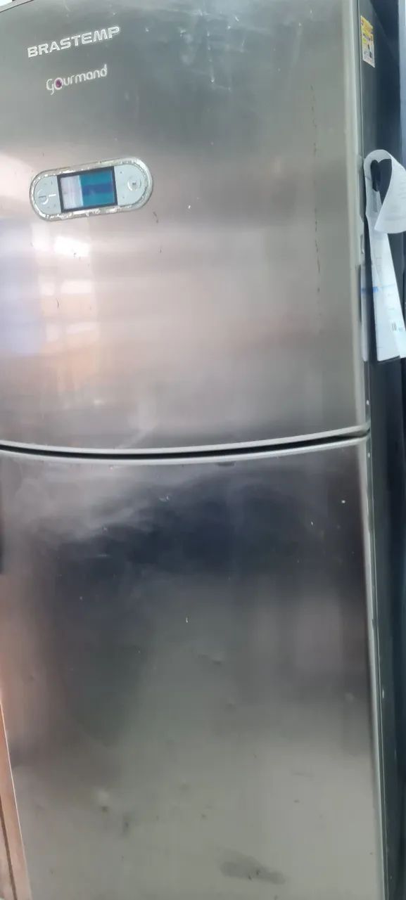 Geladeira Eletrolux para retirada de pecas - Foto 3