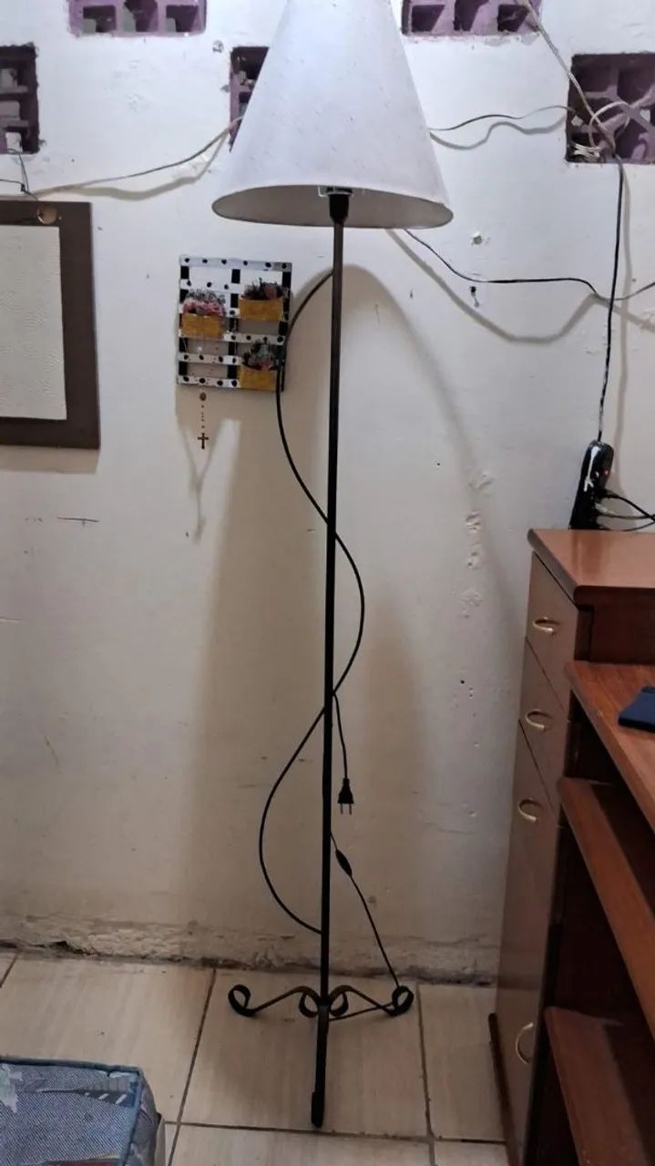 Abajur de pé  - Foto 3