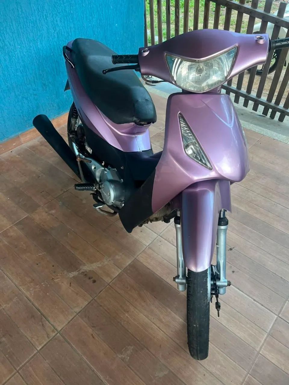 Biz 2O1O pra interior 