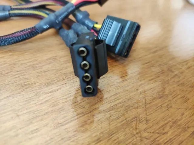 Cabo Fonte Modular 4 Pinos (2x2) P/ 2x Molex IDE + 1x Floppy - Foto 5