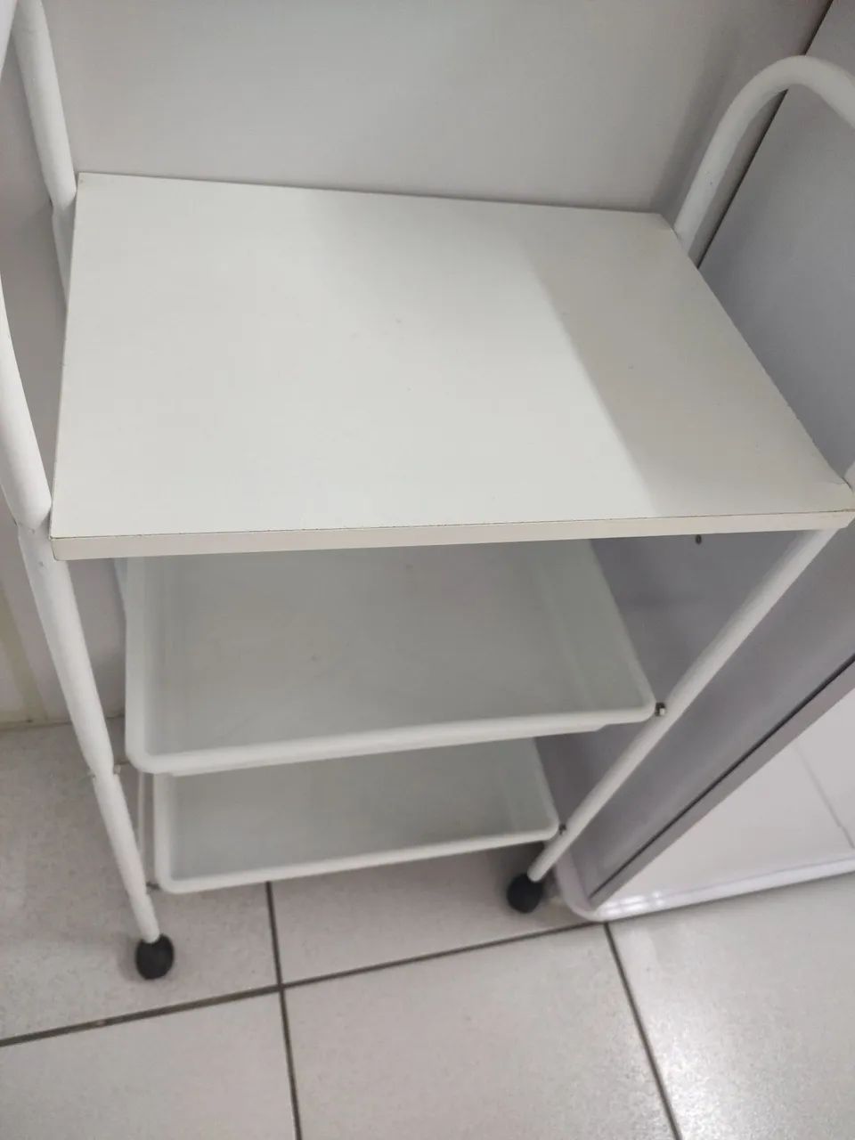 Carrinho para estética  - Foto 2