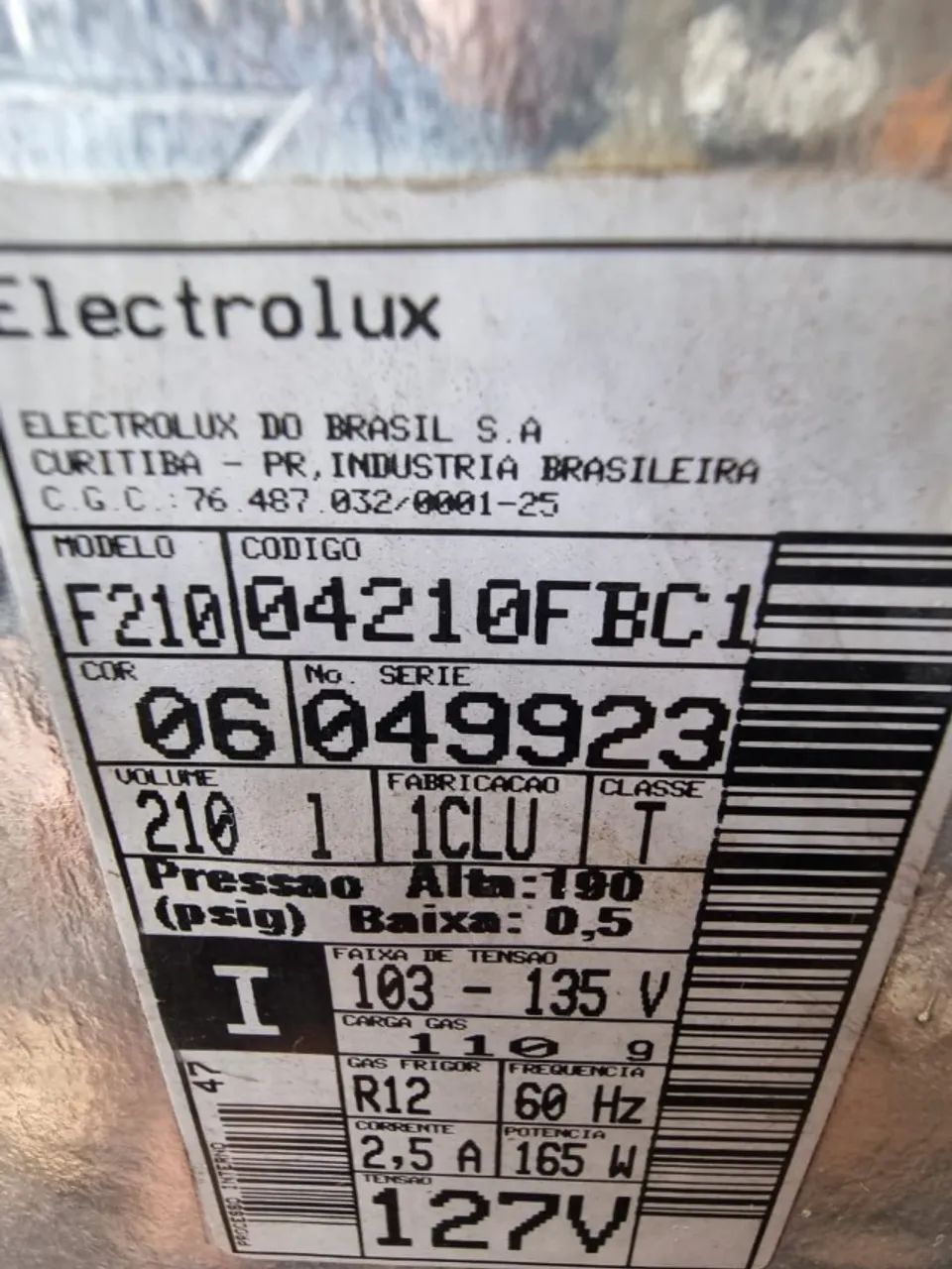 Freezer Vertical Electrolux modeloF210 com 200 litros 127 volts funcionando 100% - Foto 5