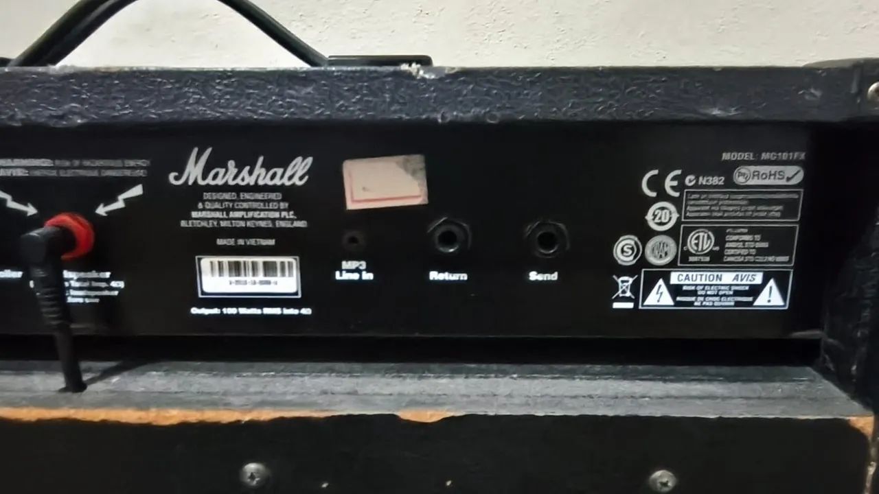 Marshall MG 100 FX, com footswitch  - Foto 5