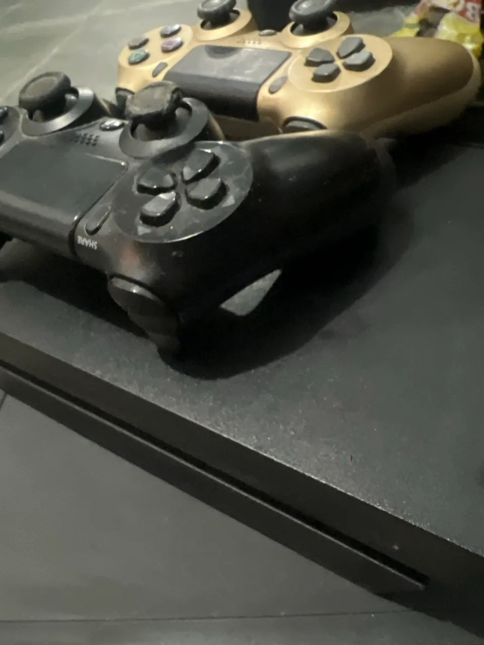 Ps4 Fat com 2 controles (com defeito) - Foto 2