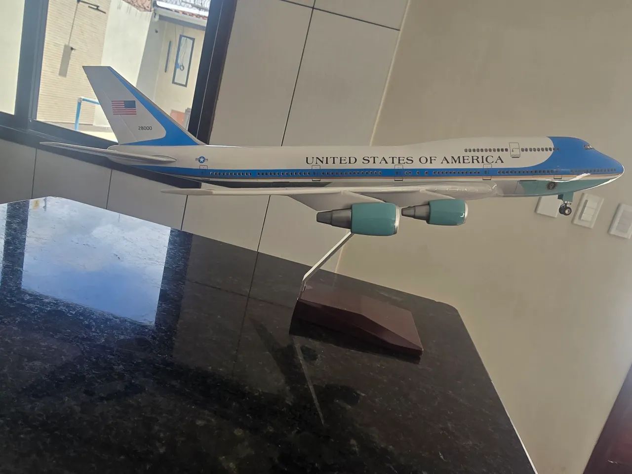 Miniatura Boeing 747 Air Force One escla 1/250  - Foto 4