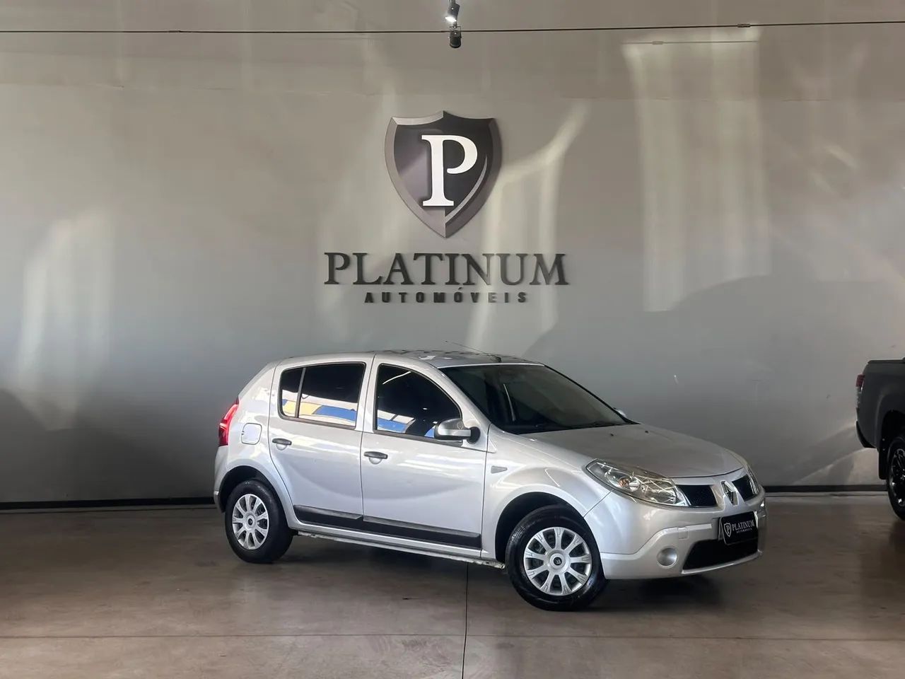 Renault Sandero Expression Hi-flex 1.0 16V 5P 2011