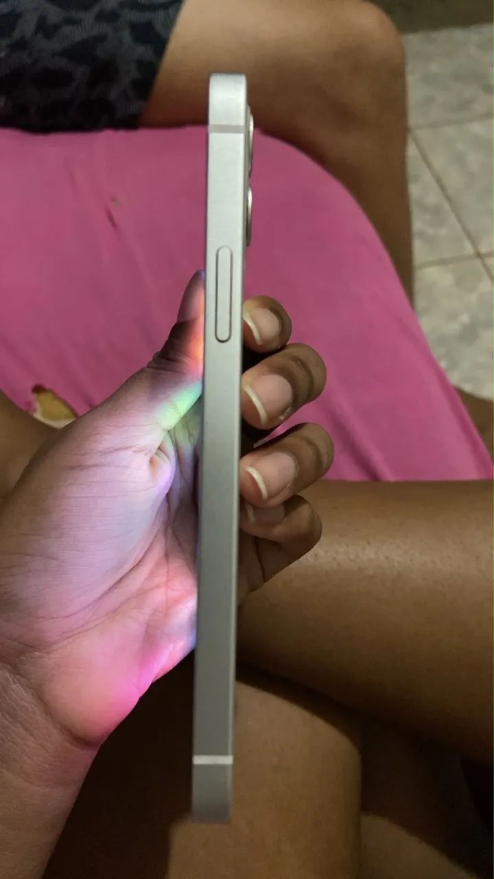 Vendo ou troco iPhone 12 novo por pc