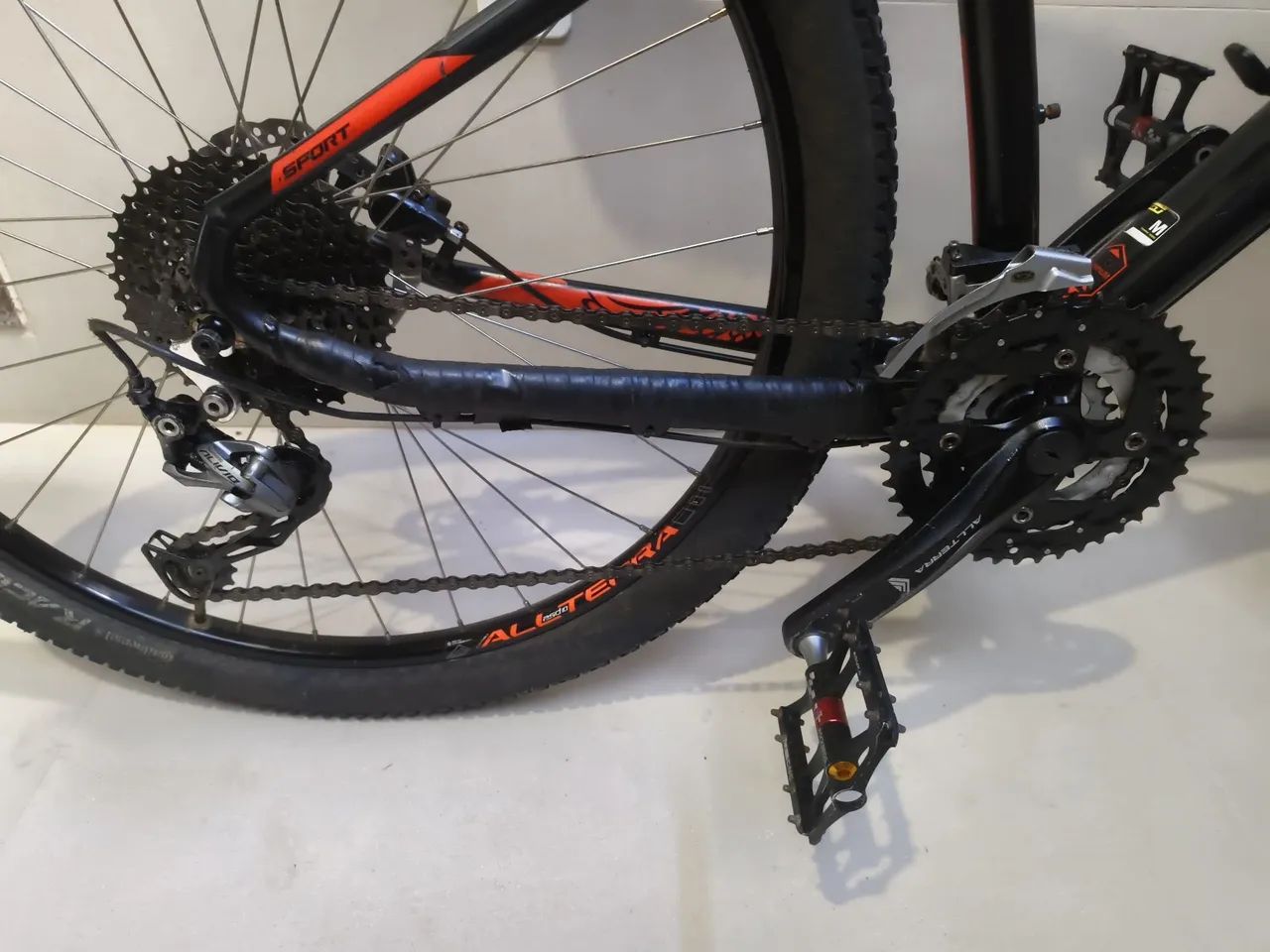 Bicicleta MTB GT Importada 27 - Foto 2