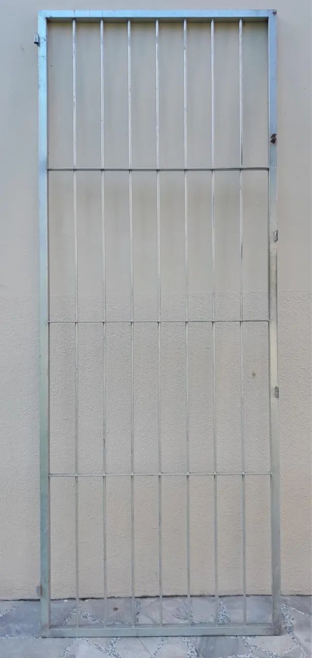 Grade de porta 
