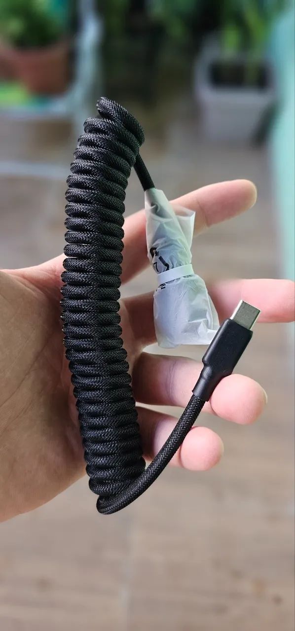 (SEMI-NOVO) VENDO CABO COILED PARA TECLADO MECANICO DA MARCA LANO - Foto 2