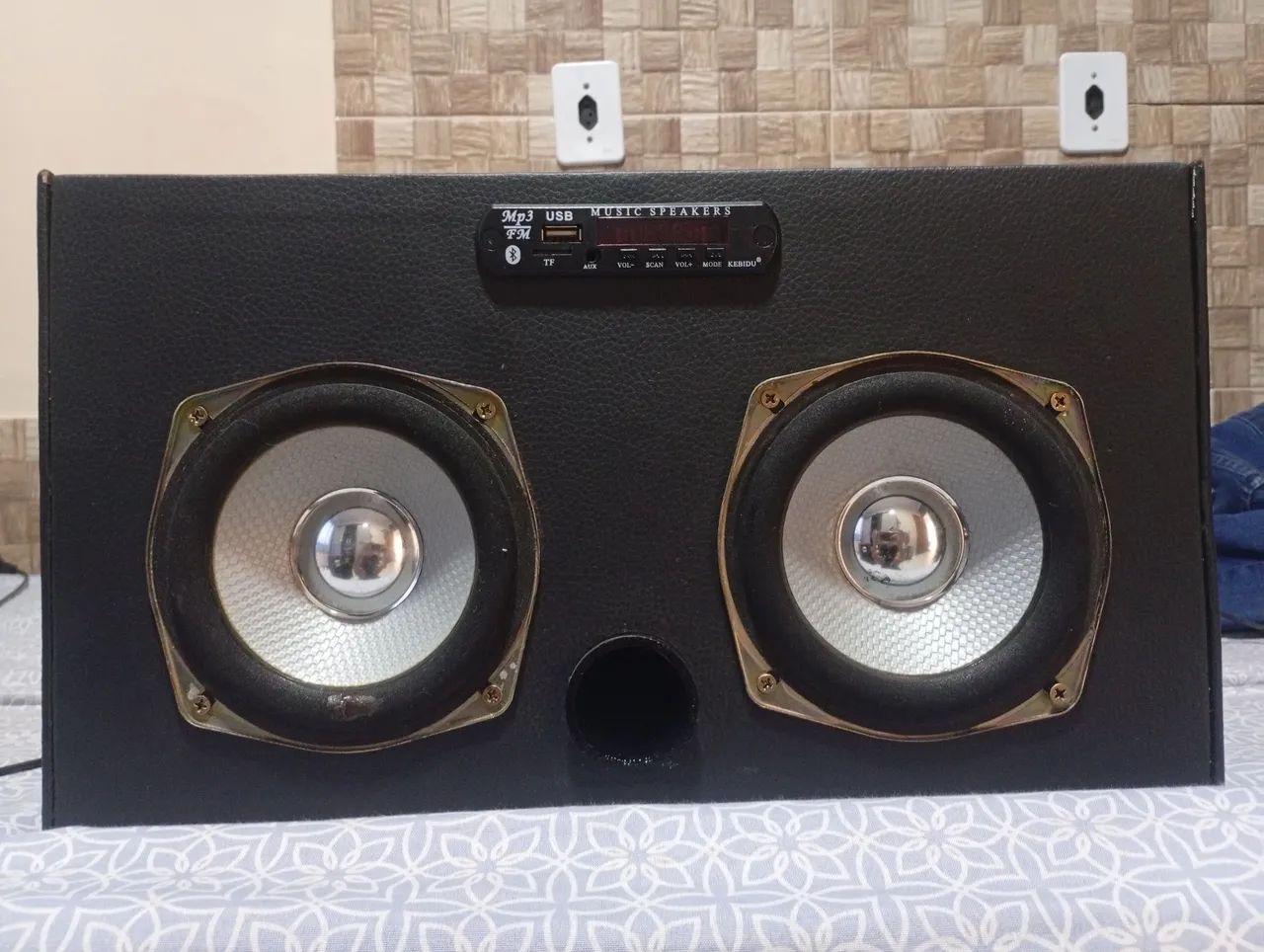 Vendo caixa de som nova