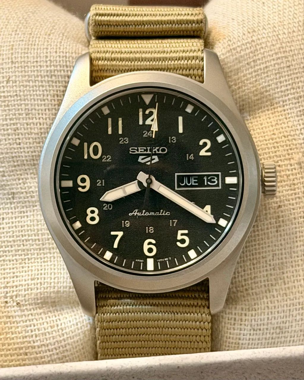 Seiko 5 field 40mm  - Foto 4